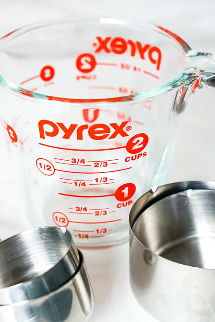 Pyrex Liquid Measuring Cup 4-Cup