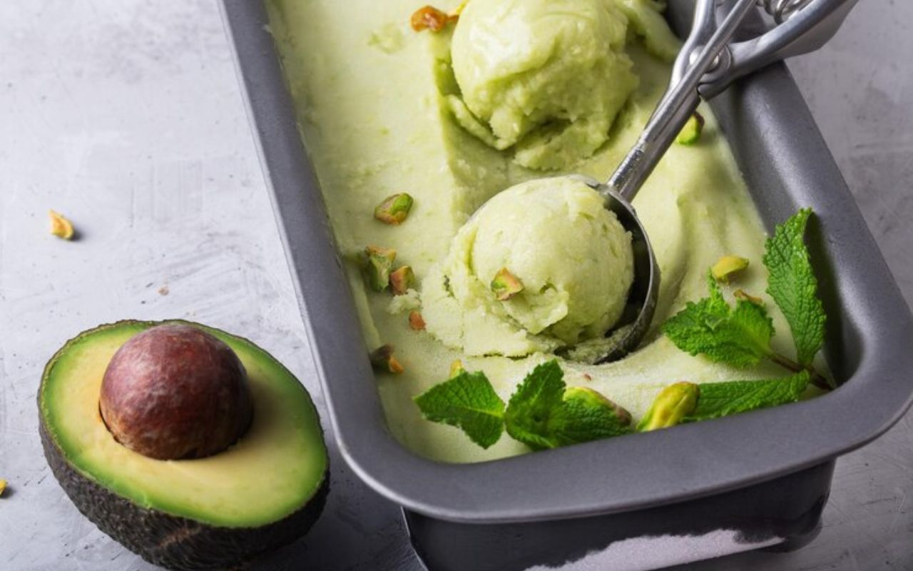 avatarHomemade organic avocado and mint ice cream in a metallic container