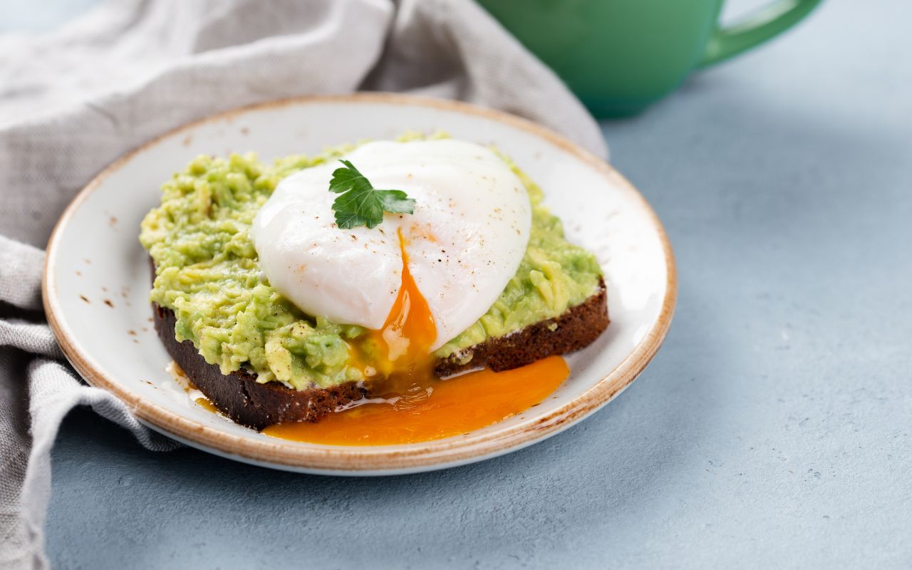 Avocado toast with poached egg