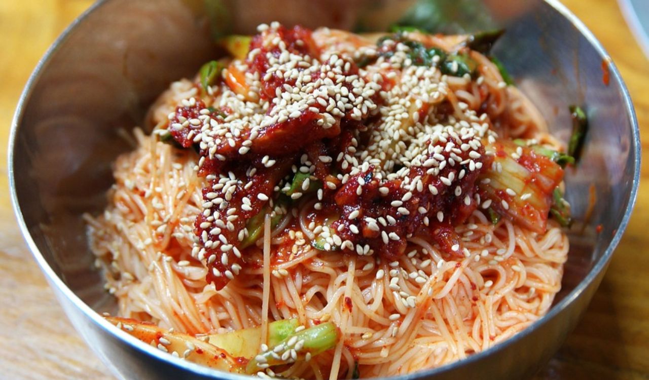 Bibim Guksu