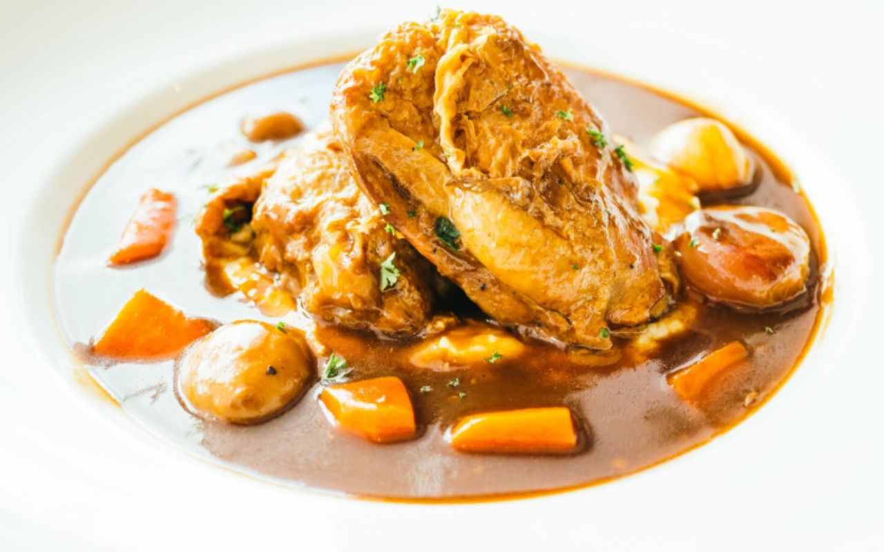 Roast chicken with red wine sauce