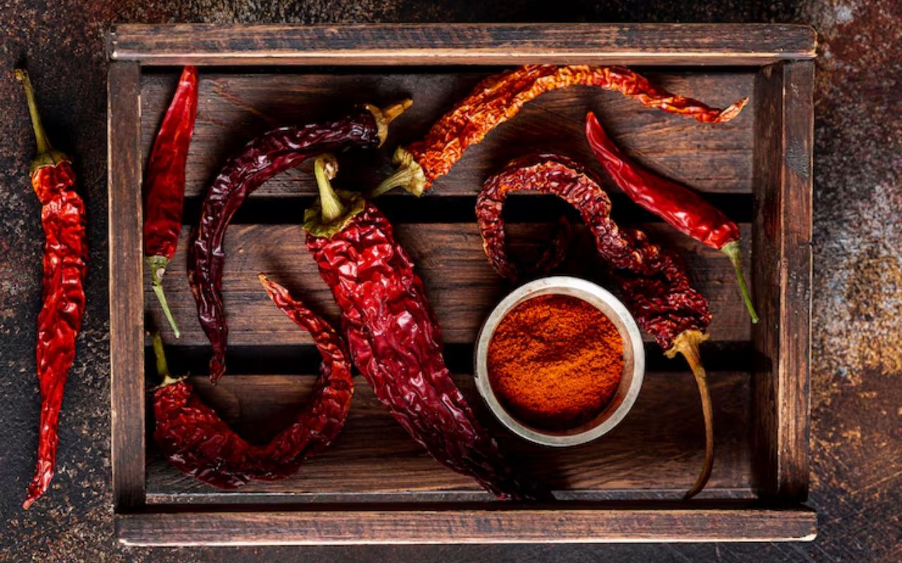 Dried red chiles with chili powder