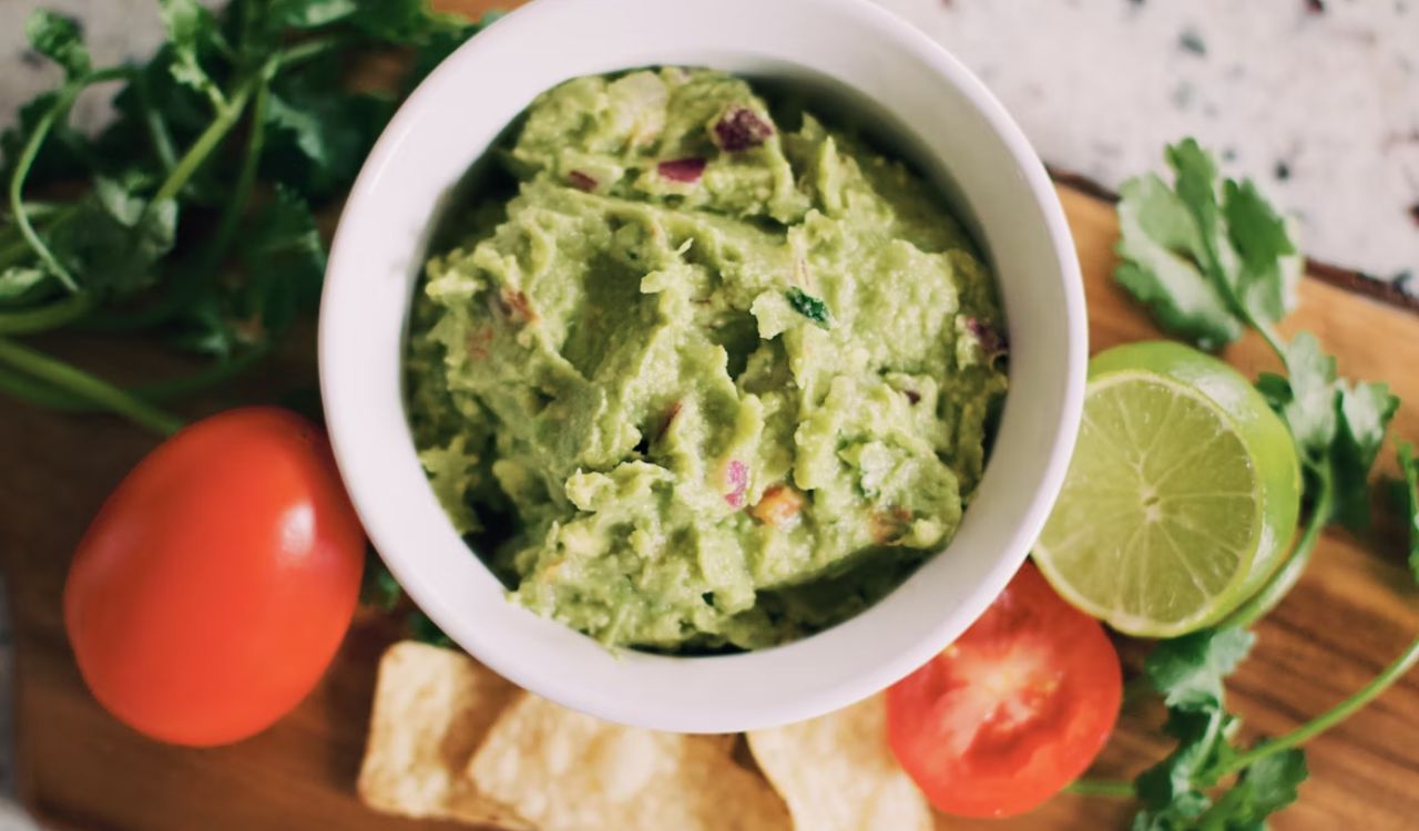 Healthy avocado dip
