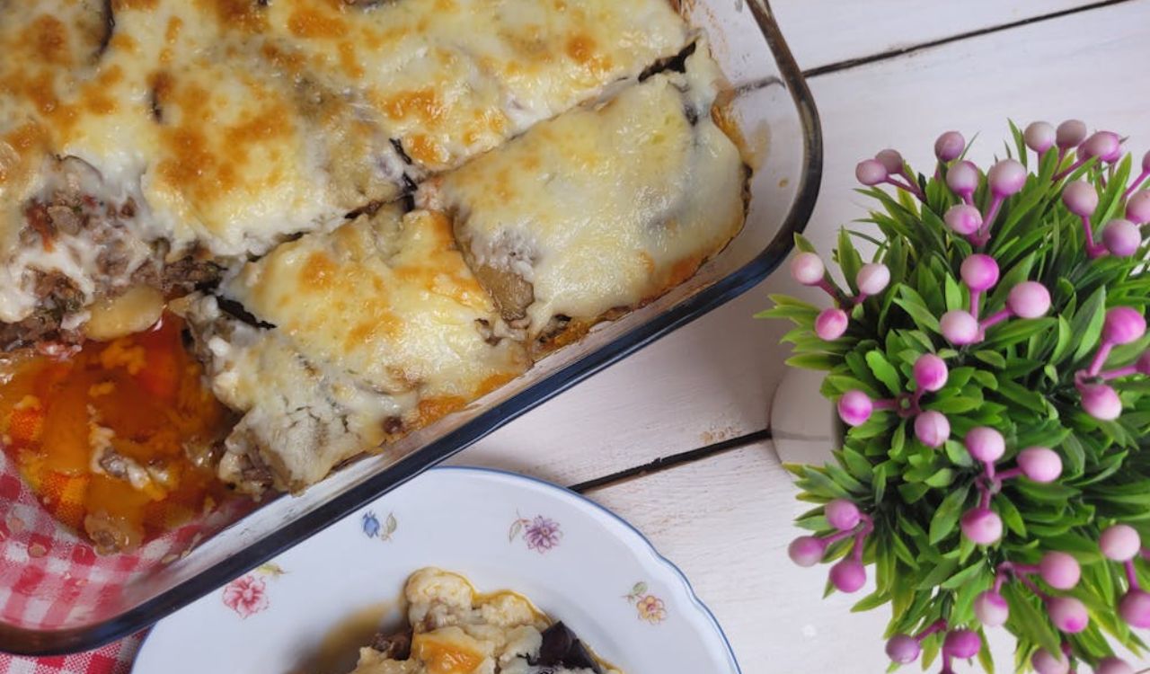 Moussaka tray