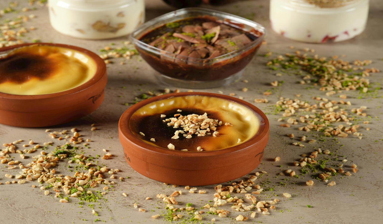 Puddings with Pistachio Sprinkle