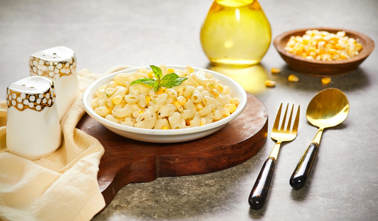 Pasta made from semolina and shaped in the form of slender tubes.