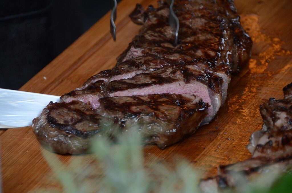 Wooden board, Grilling, Flesh image.