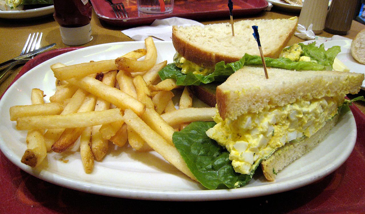 Egg salad sandwich